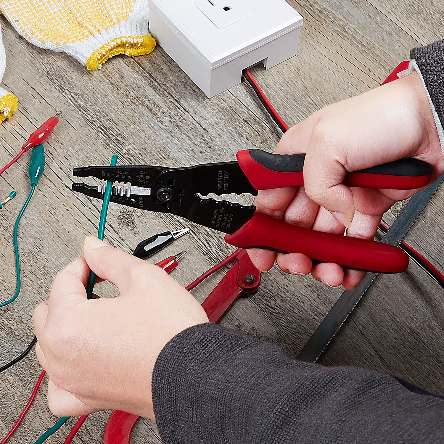 WGGE WG-015 Professional 8-inch Wire Stripper/wire crimping tool, Wire Cutter, Wire Crimper, Cable Stripper, Wiring Tools and Multi-Function Hand Tool. - Image 6