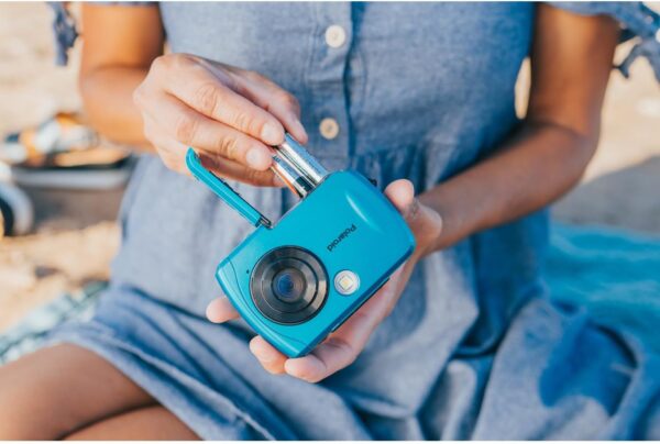 Polaroid IS048 Waterproof Instant Sharing 16 MP Digital Portable Handheld Action Camera, Teal - Image 11