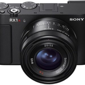 Sony RX1R III Full-Frame Premium Compact Camera Optimized with 61 MP CMOS Sensor, ZEISS® Sonnar T* 35mm F2 Lens, BIONZ XR™ Processor and AI-Based Subject Recognition