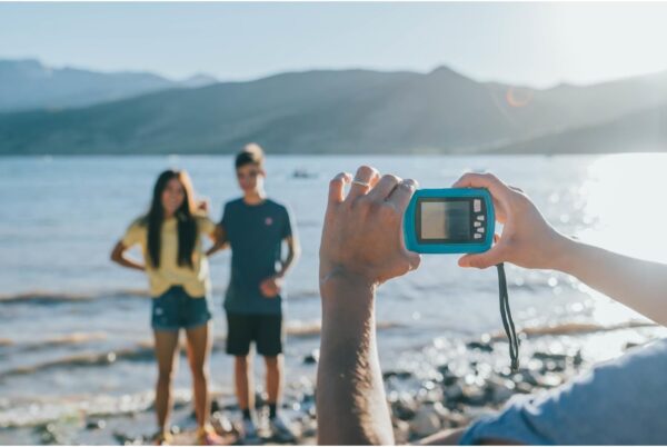 Polaroid IS048 Waterproof Instant Sharing 16 MP Digital Portable Handheld Action Camera, Teal - Image 8