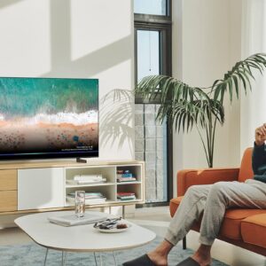 SAMSUNG 50-Inch Class QLED Q60B Series – 4K UHD Dual LED Quantum HDR Smart TV with Alexa Built-in (QN50Q60BAFXZA, 2022 Model)